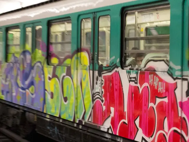 Man under house arrest, wanted by authorities, ventures to the central station and is apprehended