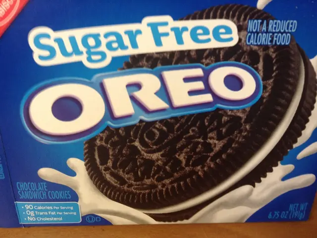 In this picture we can see one Oreo bucket pack cover.