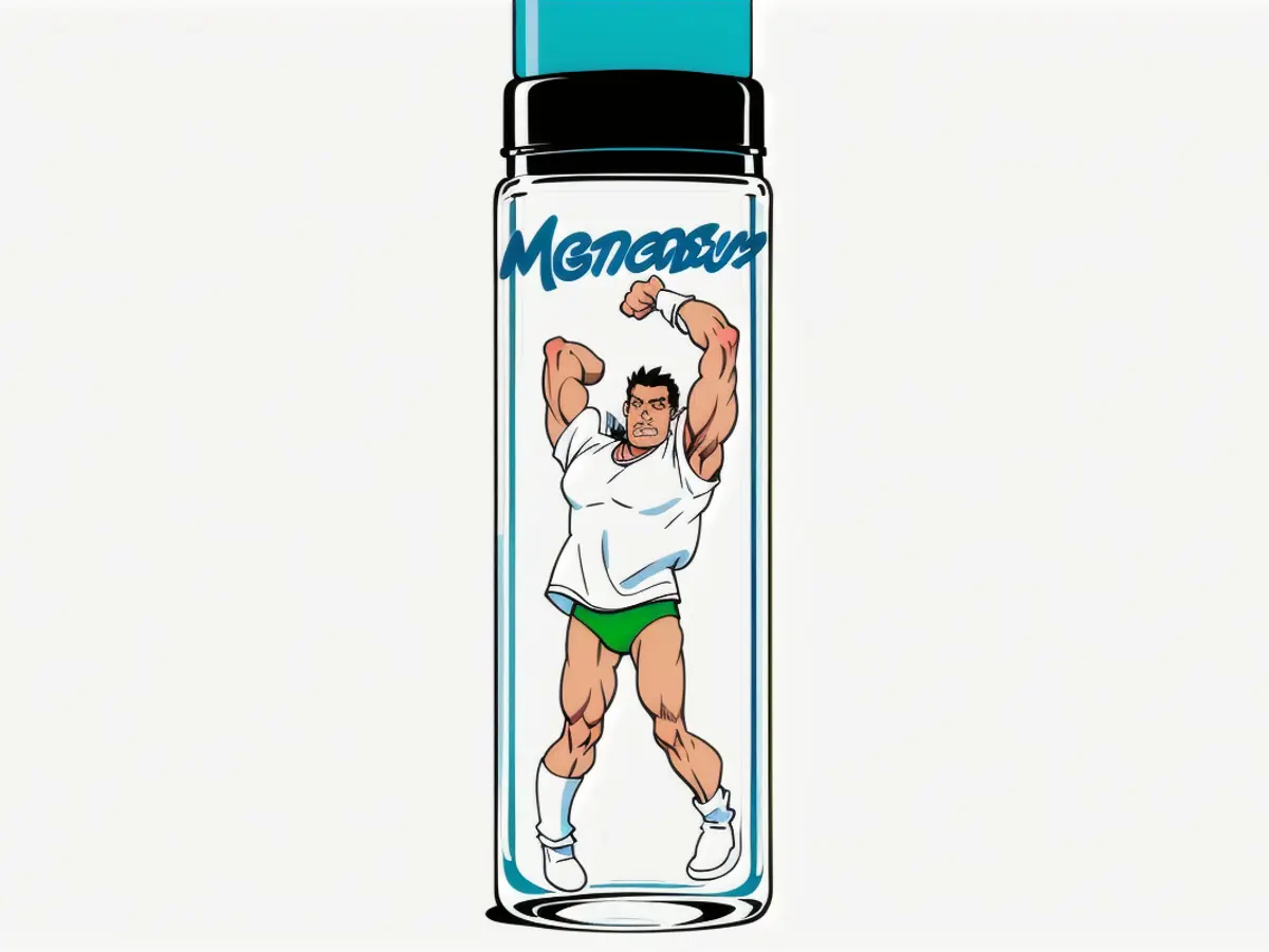 Bottled tanning solution for skin darkening Tanning solution housed in a container