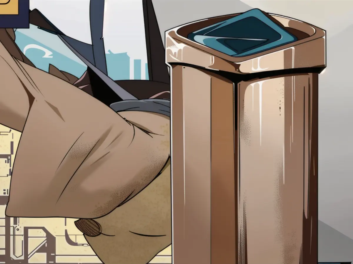Trash Bin Made of Copper Material Trash bin made of copper
