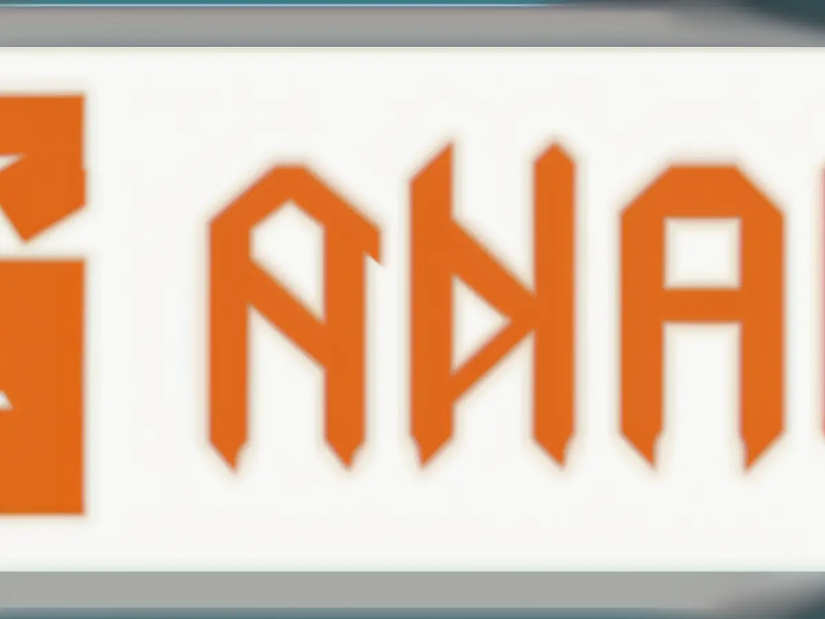 Person concealing their identification, brandishing a firearm in a public setting During the 30-minute recess, we thoroughly cleaned the room, aiming to spot the 10 largest stacks of chips belonging to the remaining 152 players.