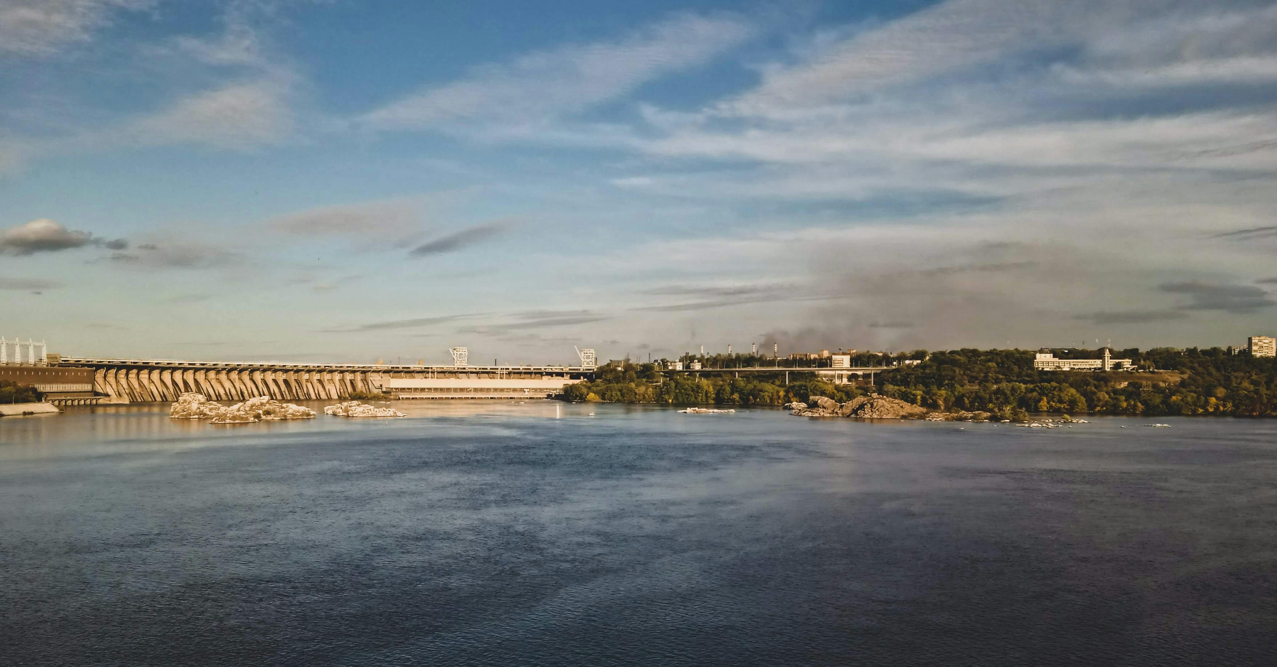 SPD faction leader in Brandenburg, Björn Lütmann, dismisses apprehensions over the proposed double...