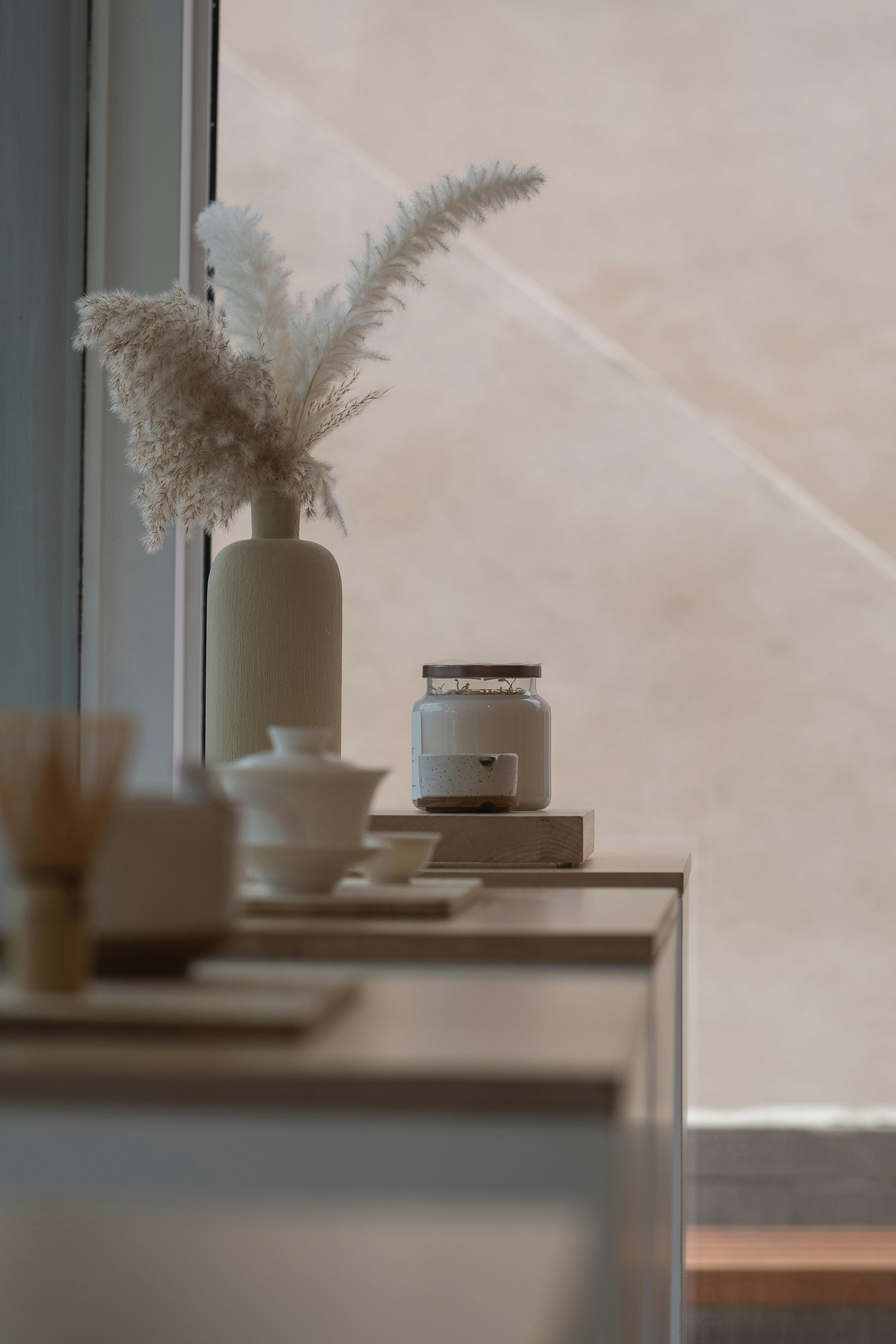 Image assessment of fragrant candle sourced from Northern California Image analysis of scented product from Northern California