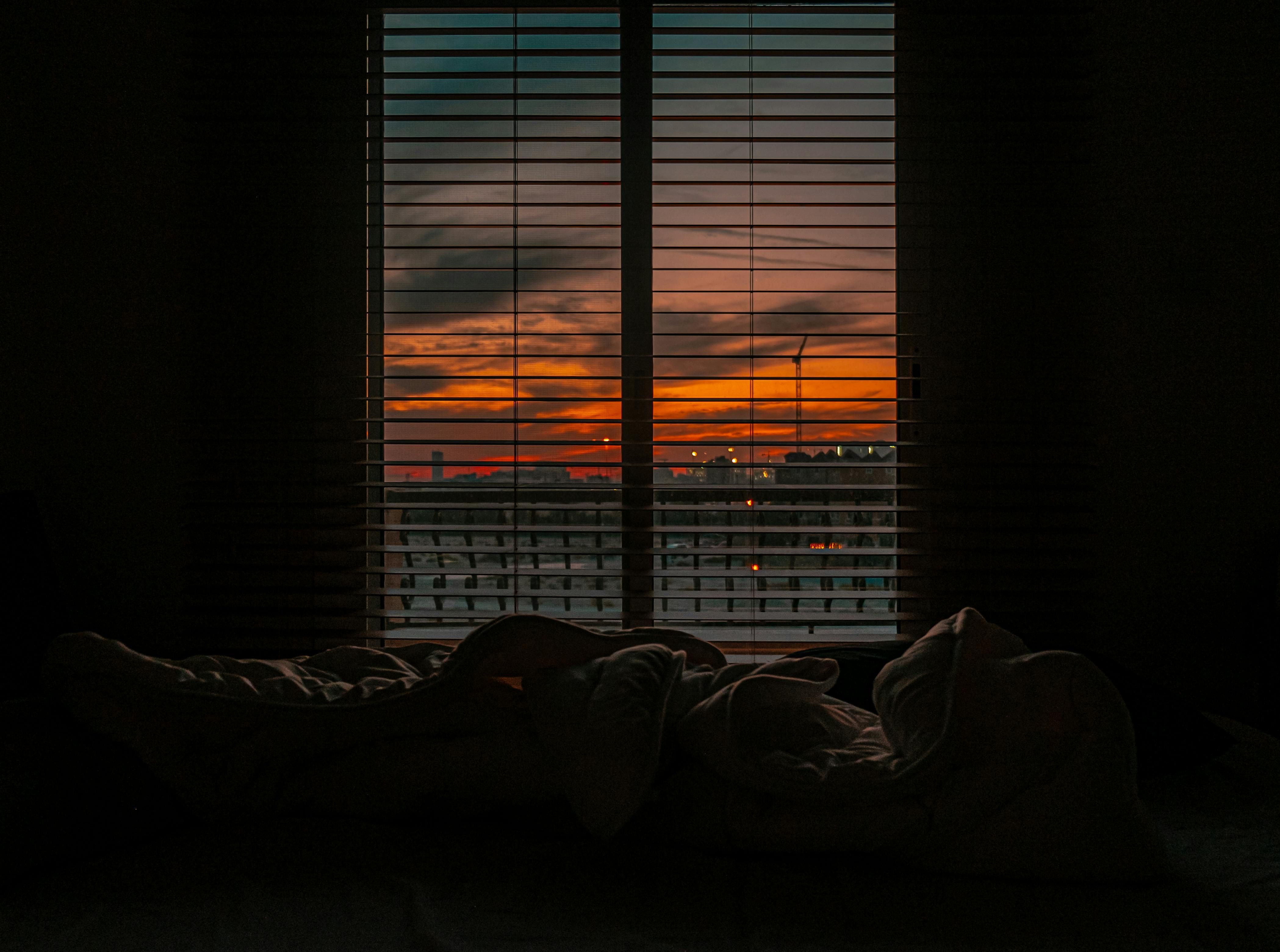 Sunroom's window coverings underscrutiny in assessment Reviewer's sunroom window shades blocking sunlight.