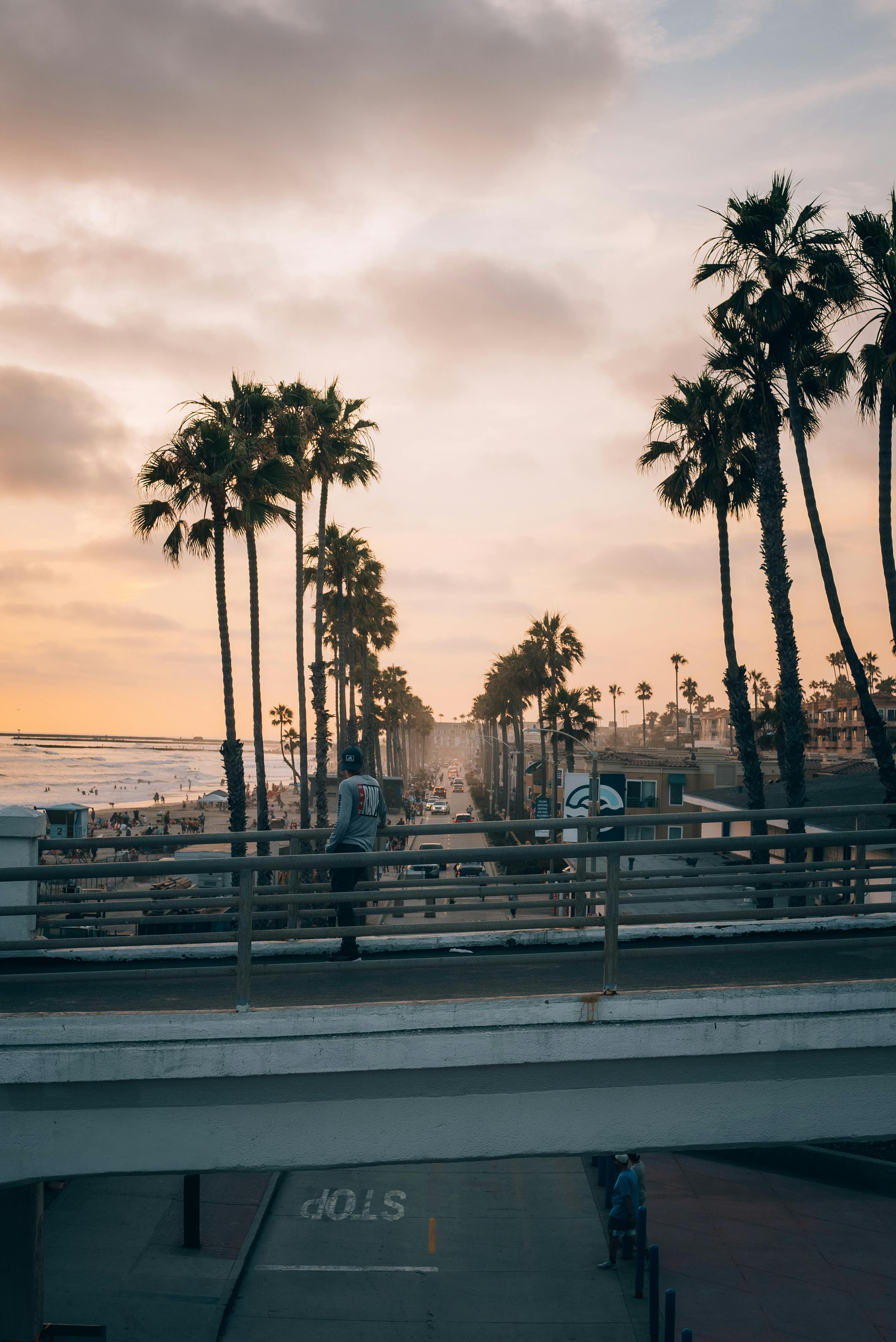 Pictured: Controversial figure with polarizing views in heated debate, inflammatory language and heated rhetoric evident. Israel's armed forces acknowledged conducting strikes on Houthi locations in Yemen yesterday, in retaliation for a missile assault by the rebels that temporarily disrupted flights at Tel Aviv's Ben-Gurion Airport on Sunday. The counterattack resulted in four casualties...