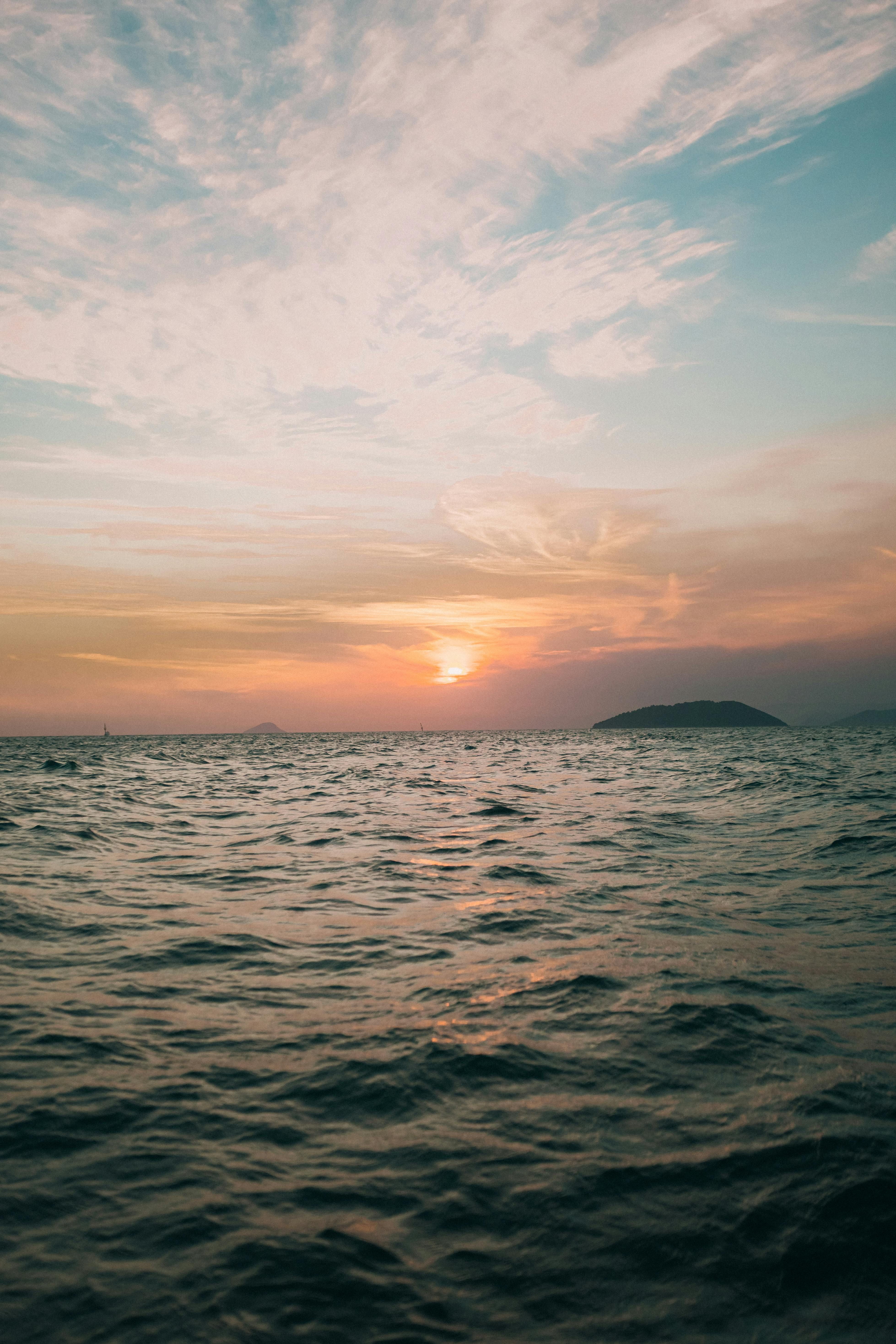 Huber proposes renewed wind turbine construction in Bavaria.