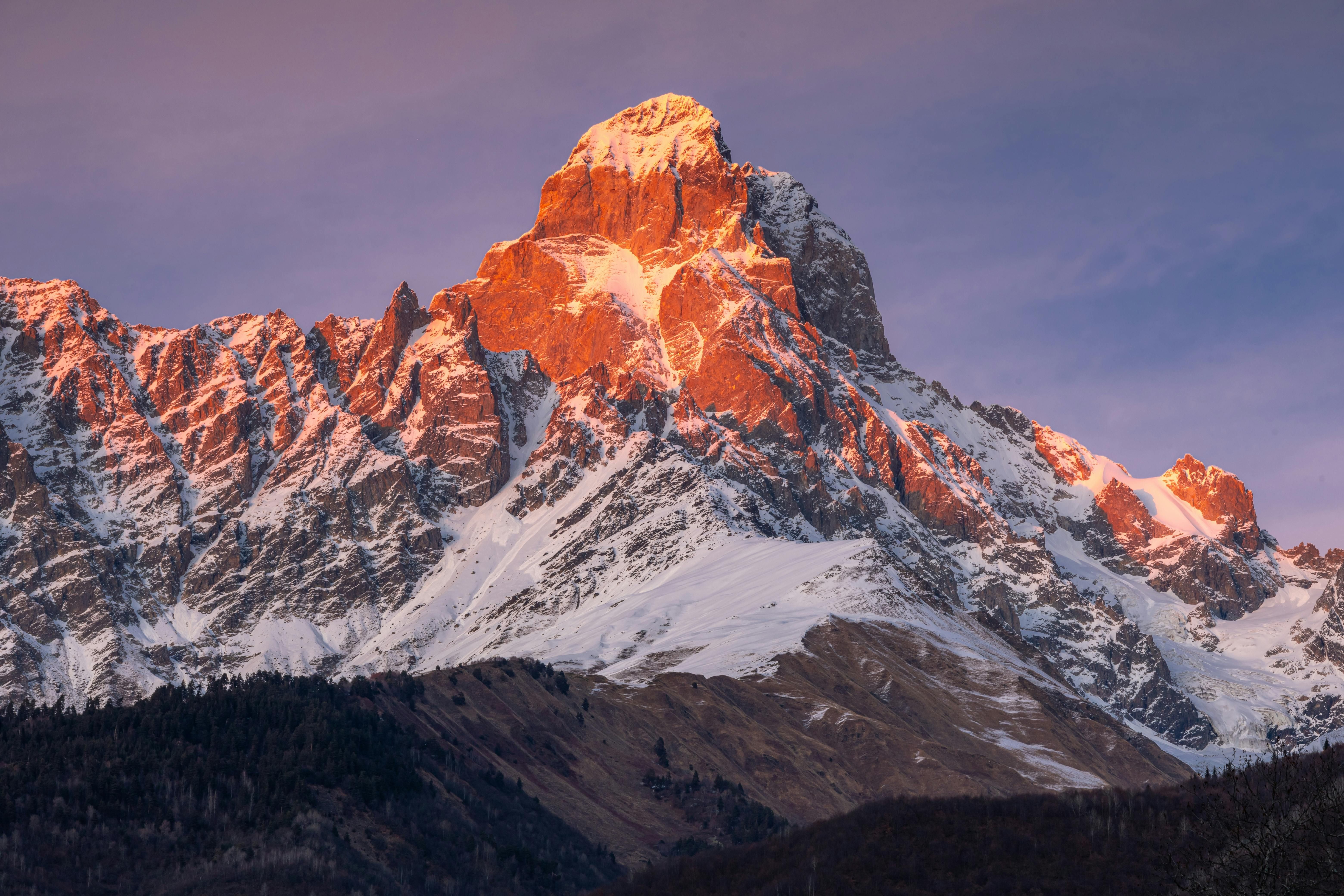 Zelensky, Ukrainian President, journeys to Germany.