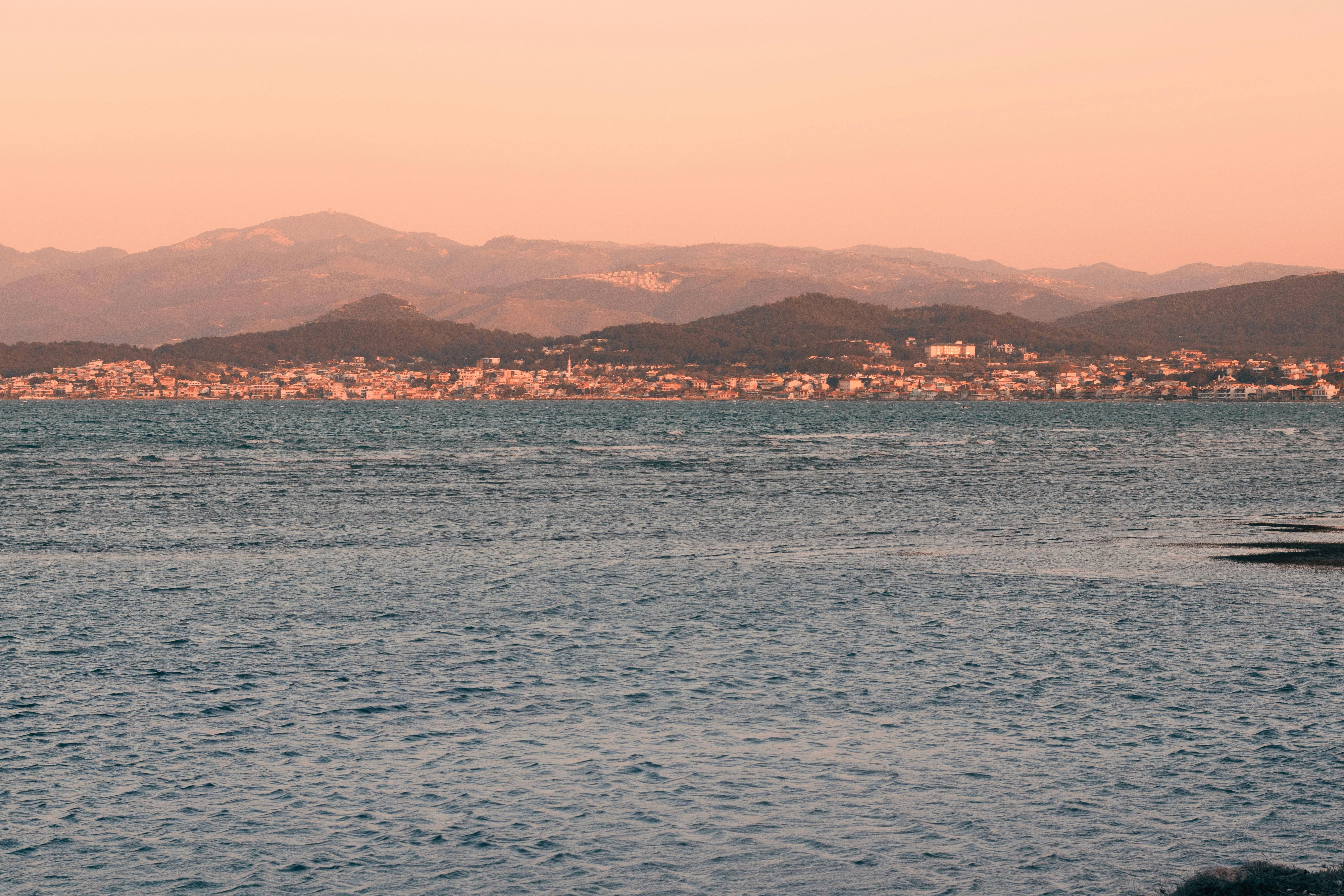 Ukrainian leader Volodymyr Zelensky oversees nation's affairs amid ongoing conflict with Russia