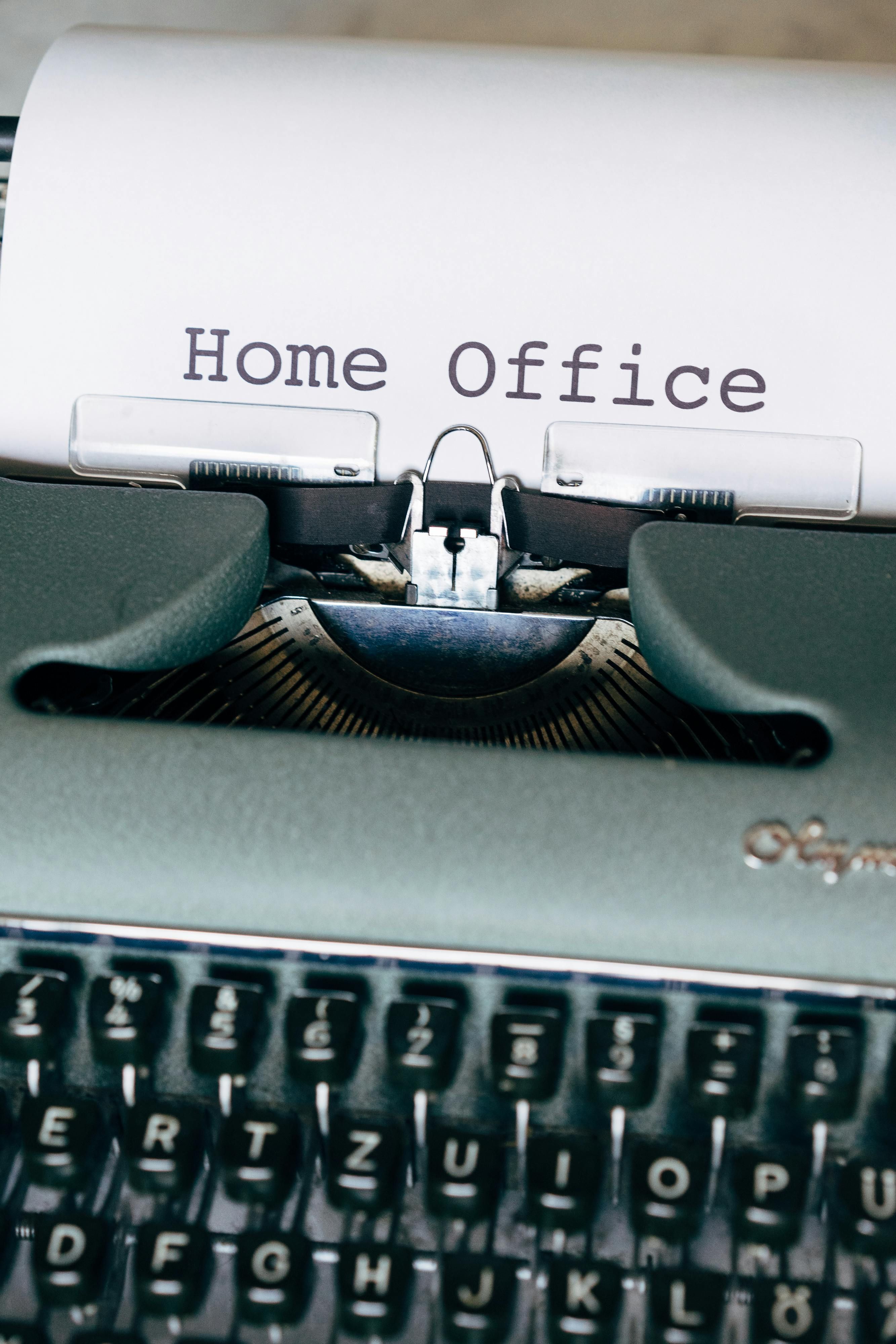 Cyclist meets grave accident at Hammerbrook S-Bahn station, tripping on platform resulting in...