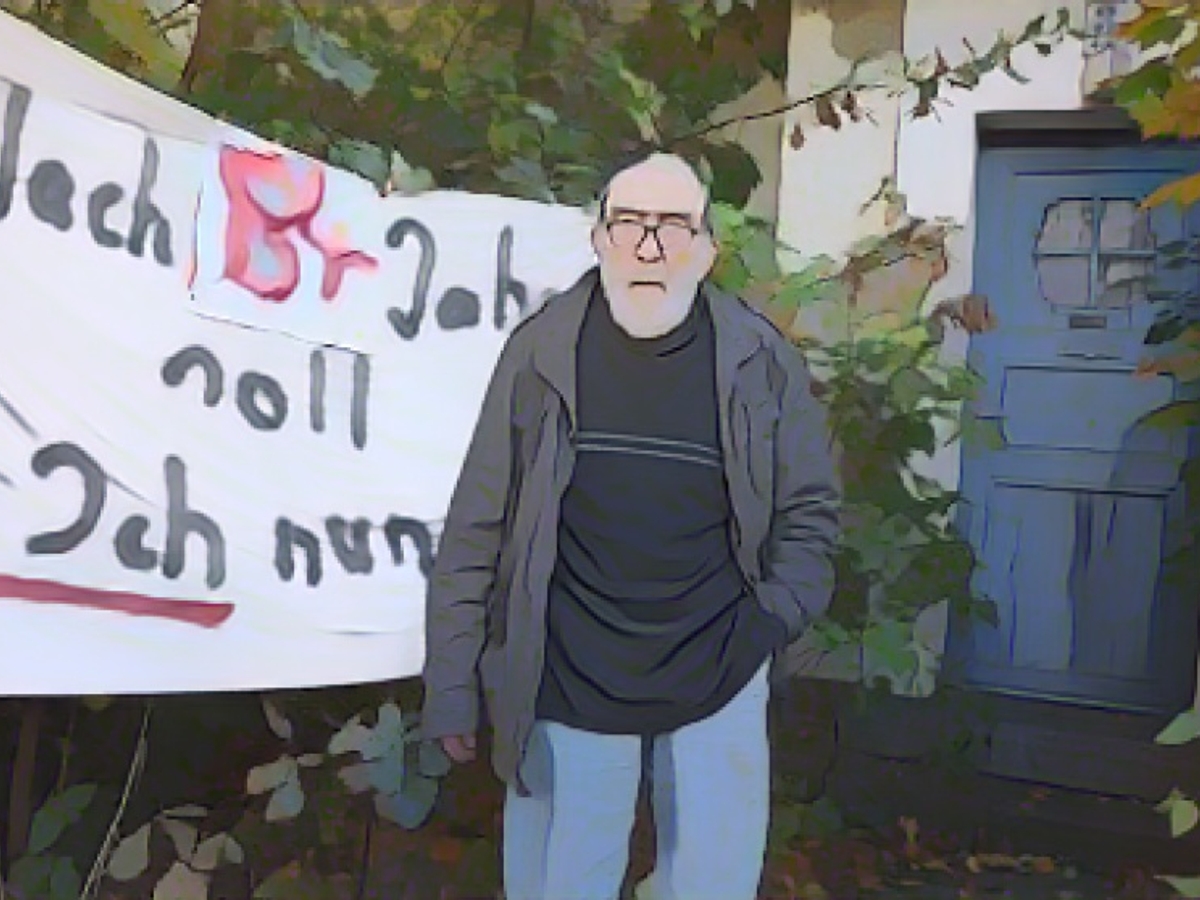 "I've lived here for 84 years and won't leave my house"