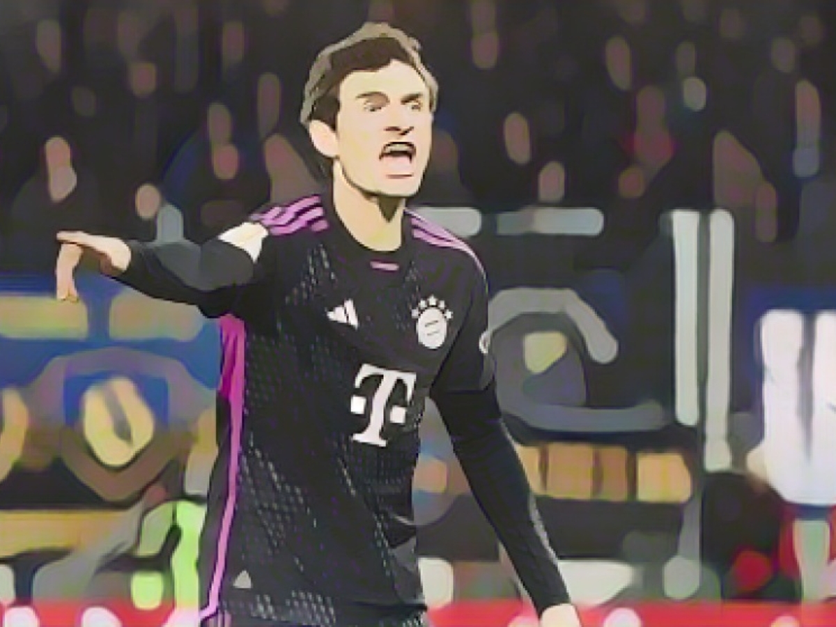 Müller and Süle on the bench!