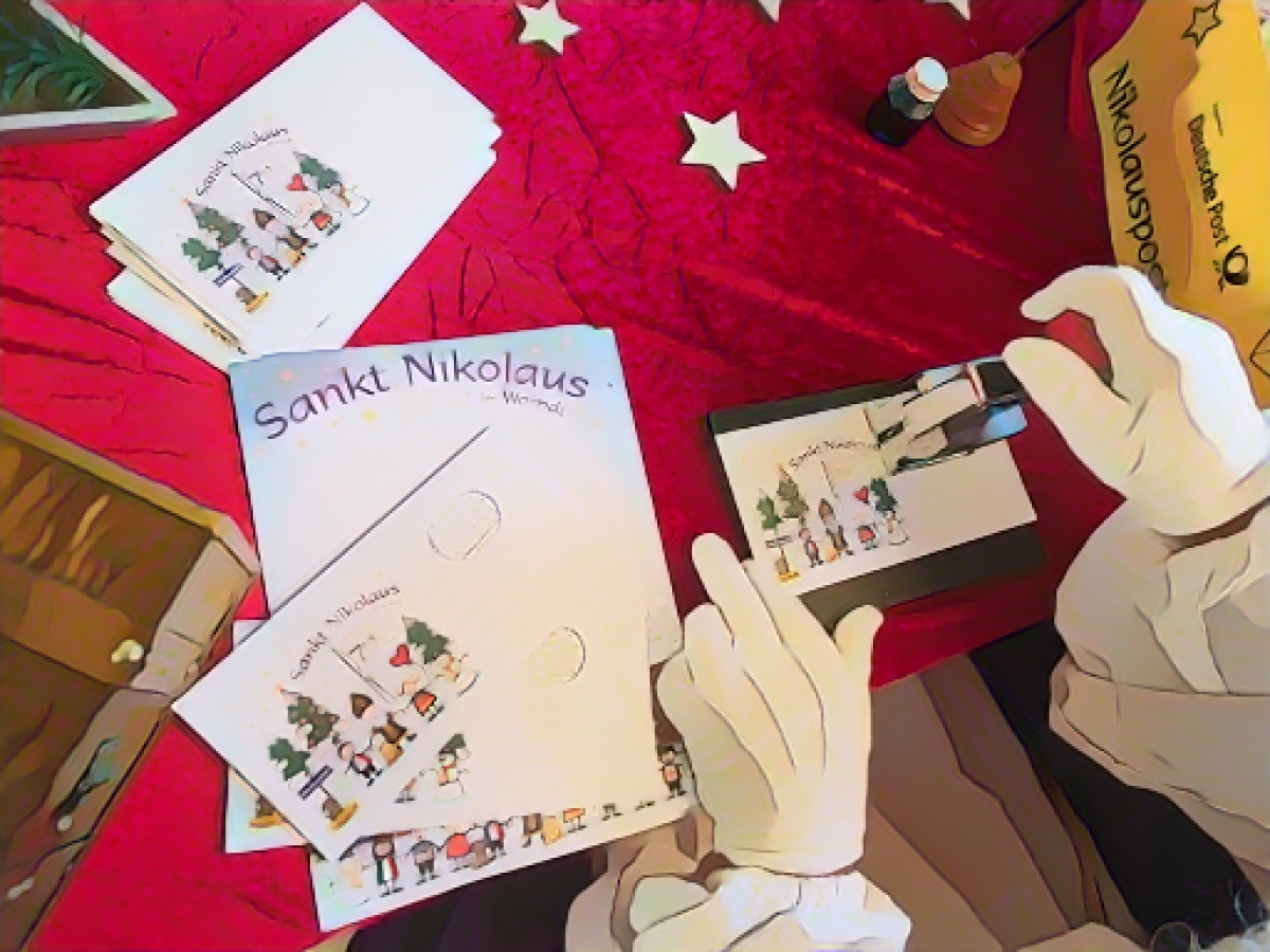 Mail to Santa Claus: Children wish for peace