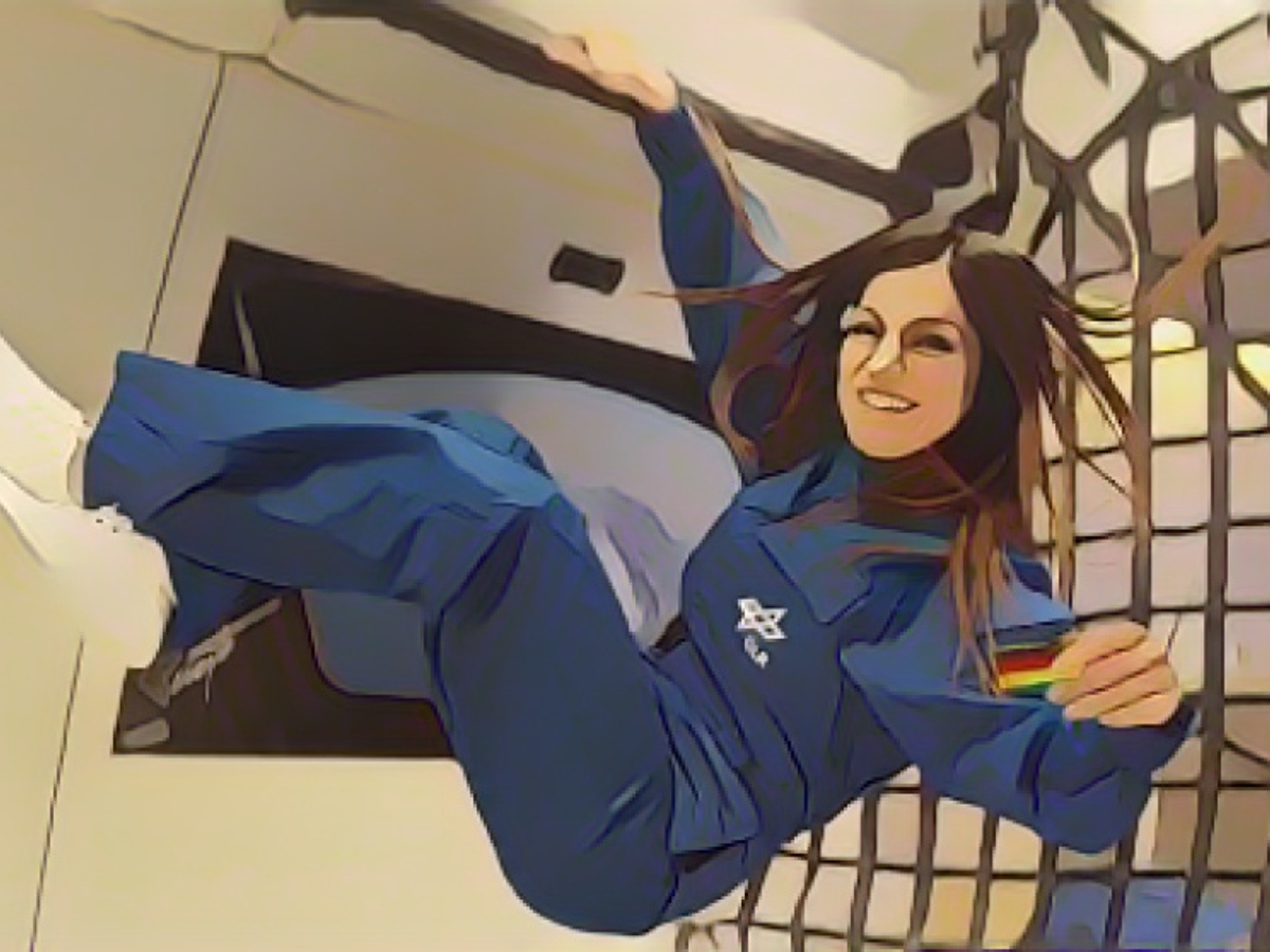 Miranda turns moon dust into mega stones