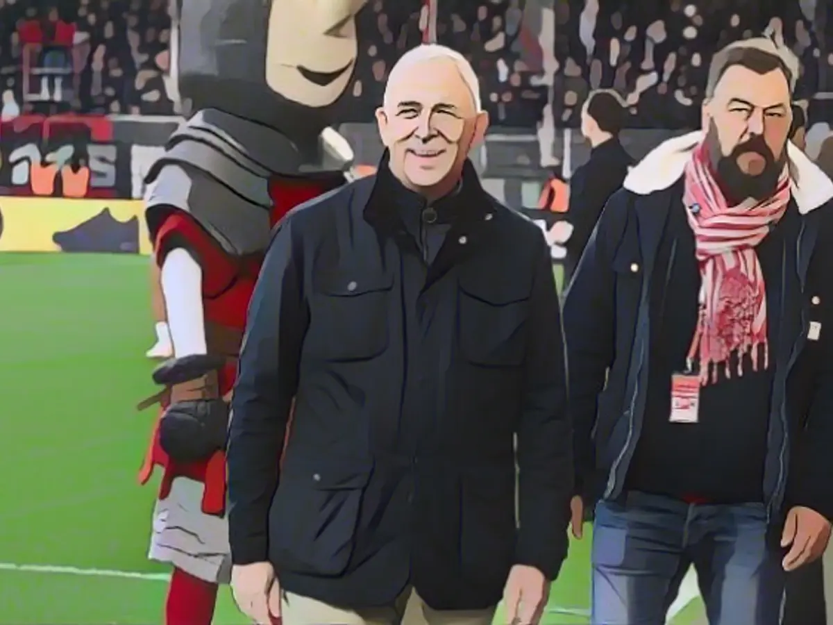 Union boss denounces expensive "envy" among clubs