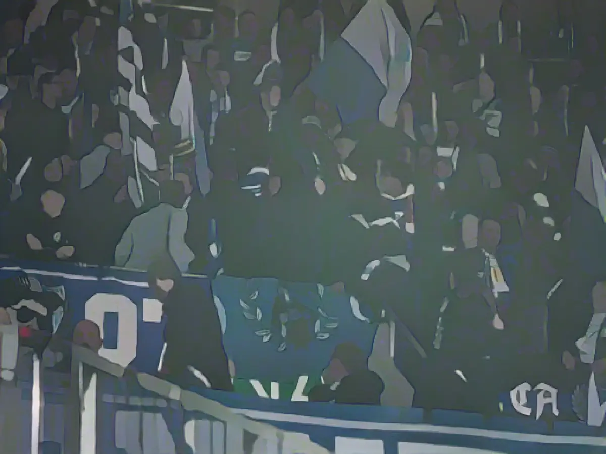 Firecrackers thrown in Augsburg: suspects remanded in custody