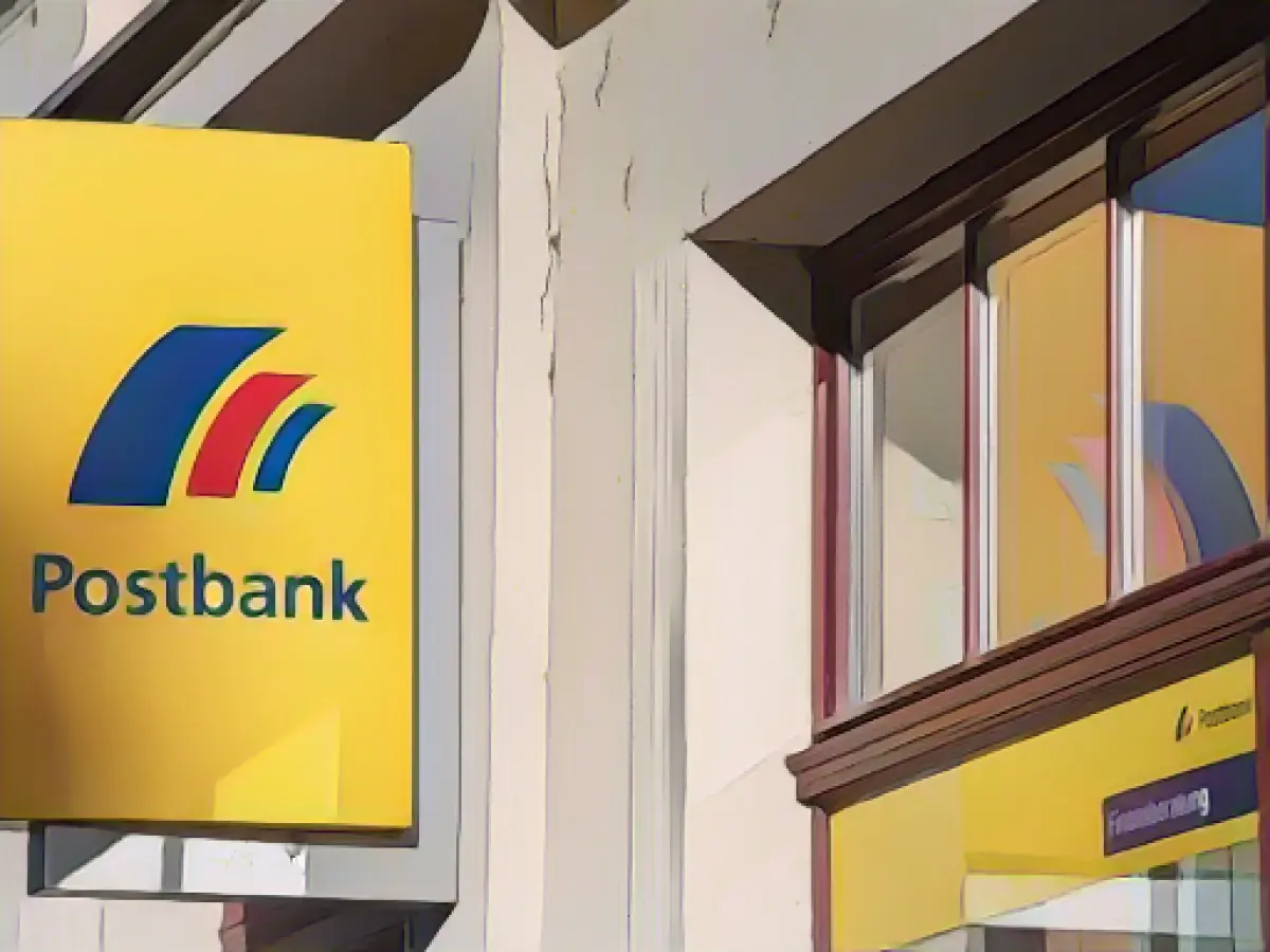 Further protests against the closure of Postbank branches