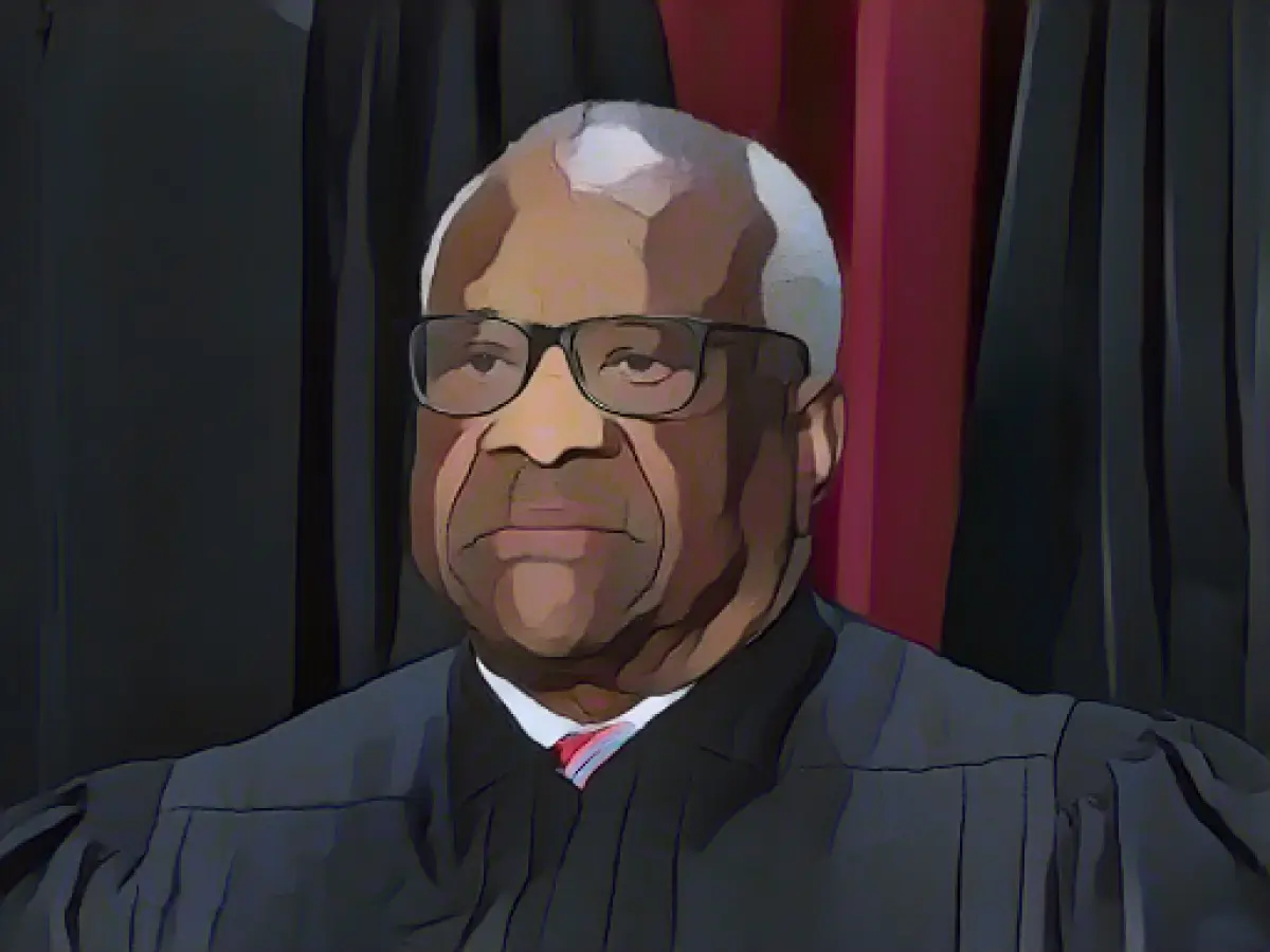 Expensive gifts: US Supreme Court gets code of conduct