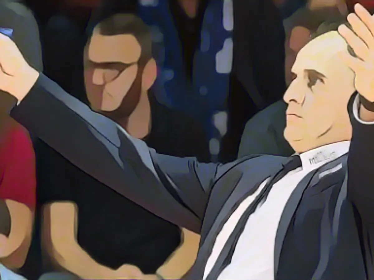 First Bundesliga coach fired!