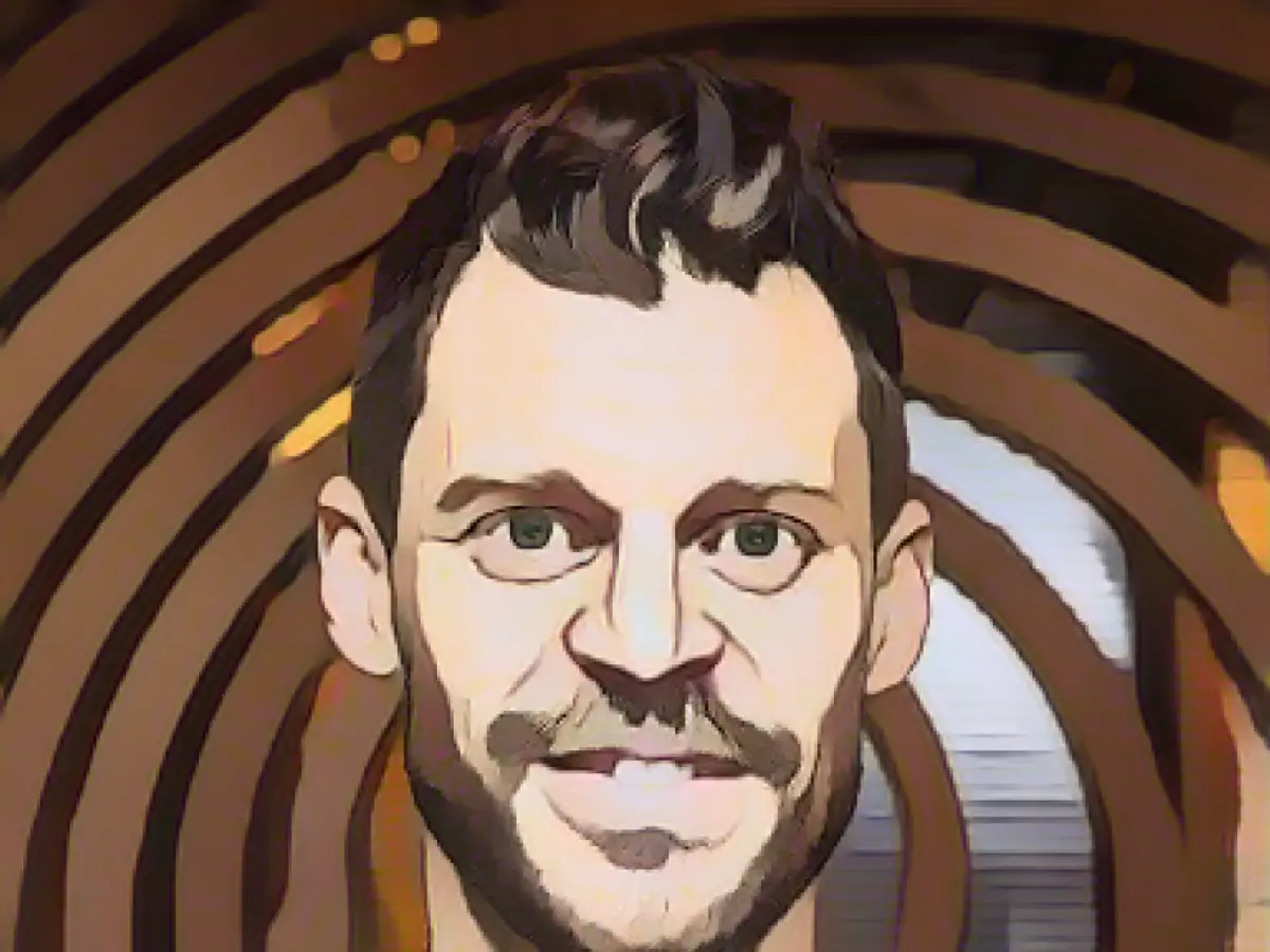 Norwegian left-wing politician steals again