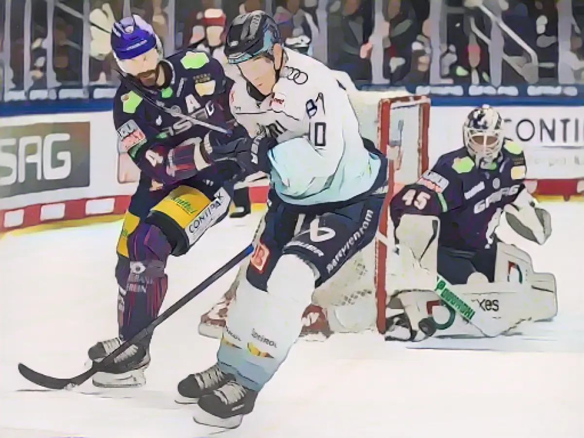 Contract terminated: Striker Flaake leaves Augsburg