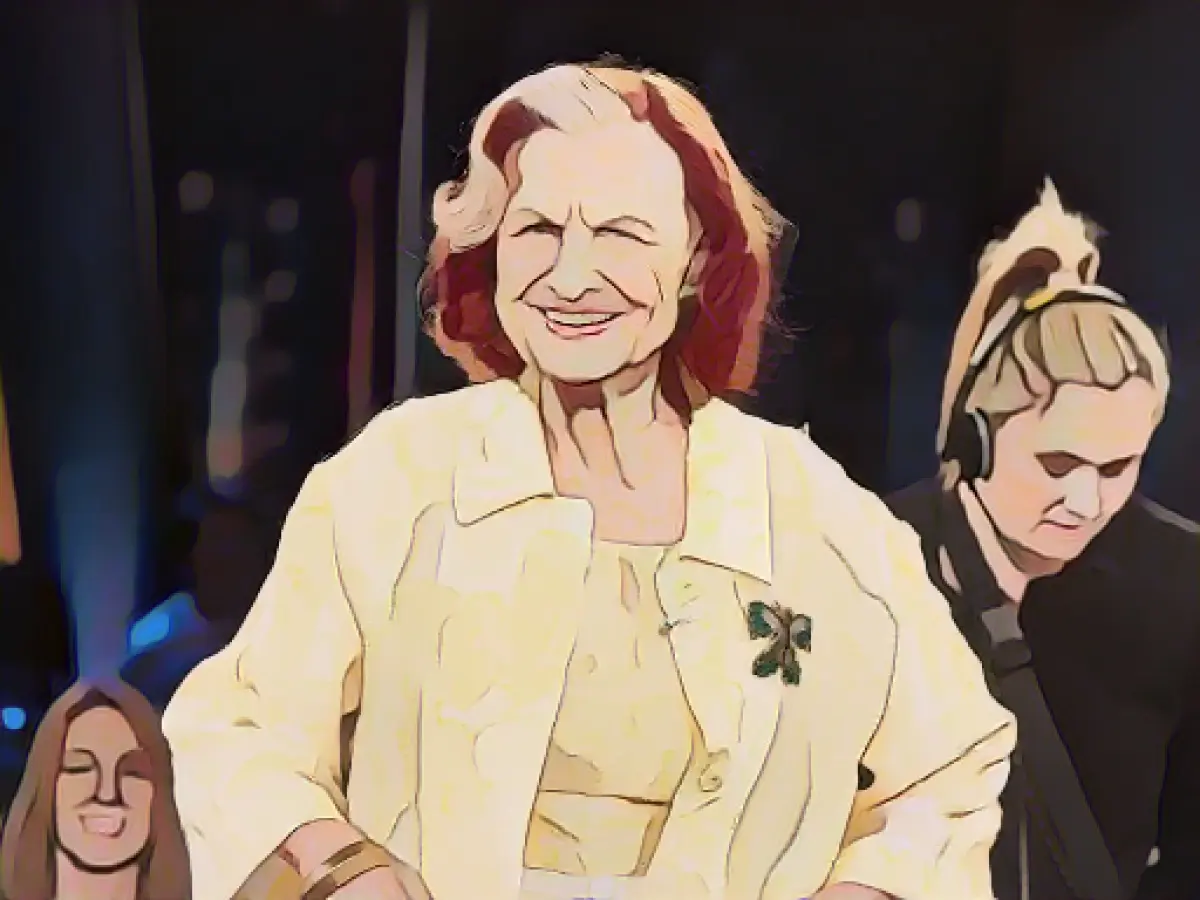 "Rosen" veteran Antonius falls for shock calls