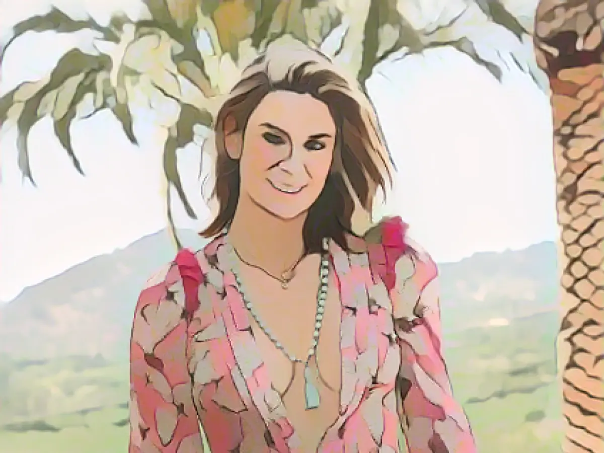 Claudelle Deckert has become a grandma