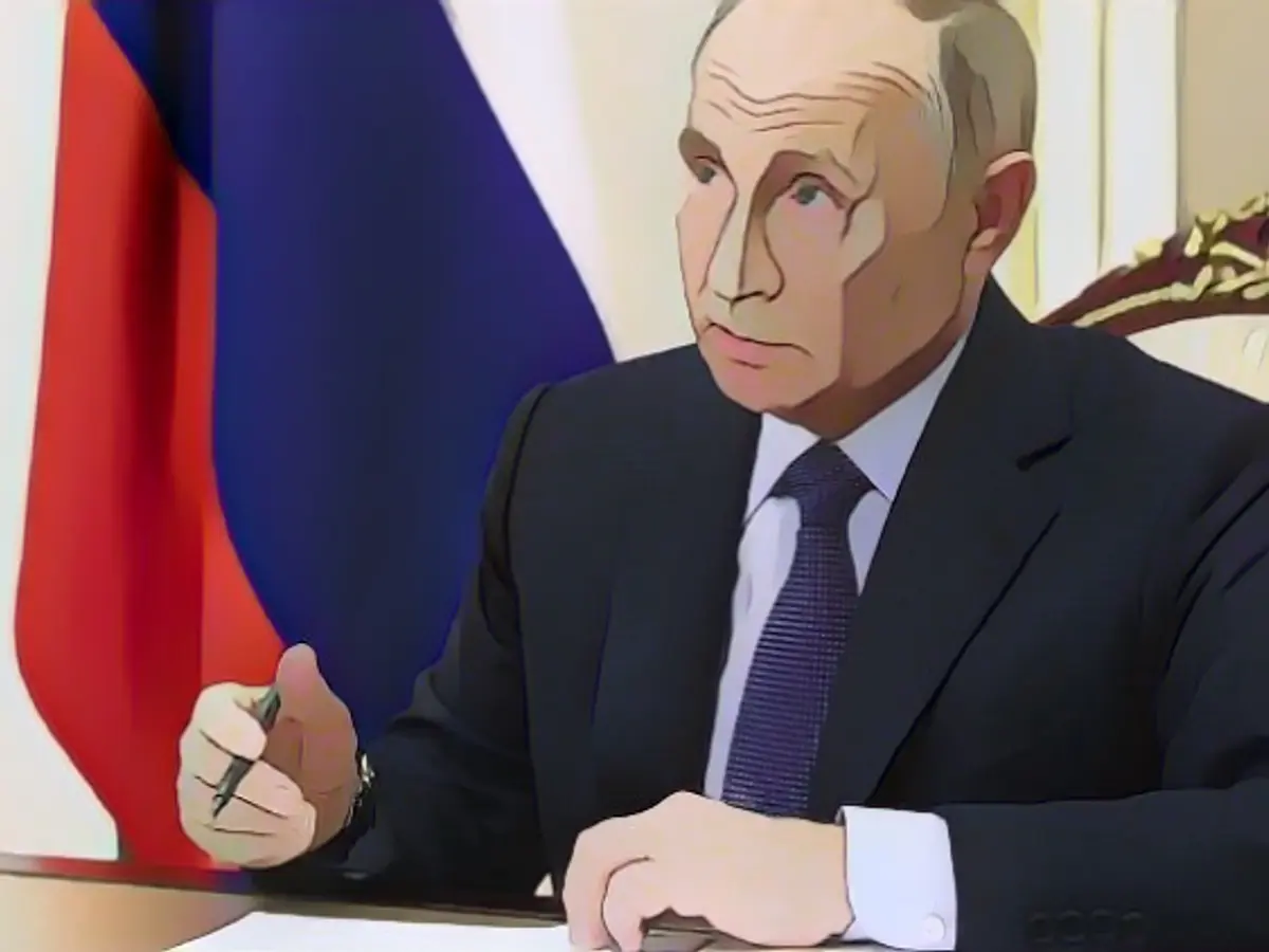 Putin tightens conditions for reporting on elections in Russia