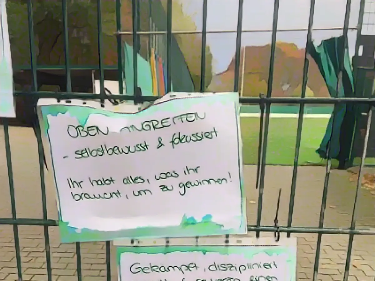 Zettel-Lisa wants to attack at the top