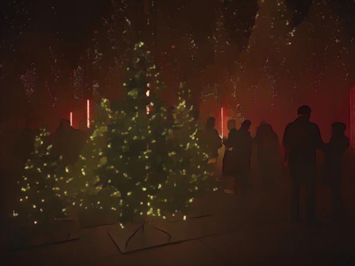 Light installations create a pre-Christmas atmosphere