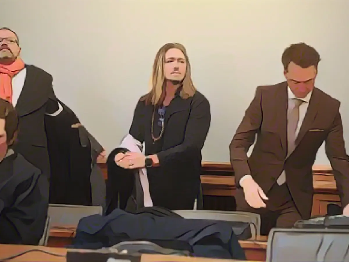 2-second mystery about surveillance video