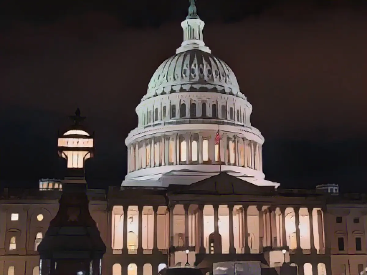 Shutdown averted - Senate votes in favor of interim budget