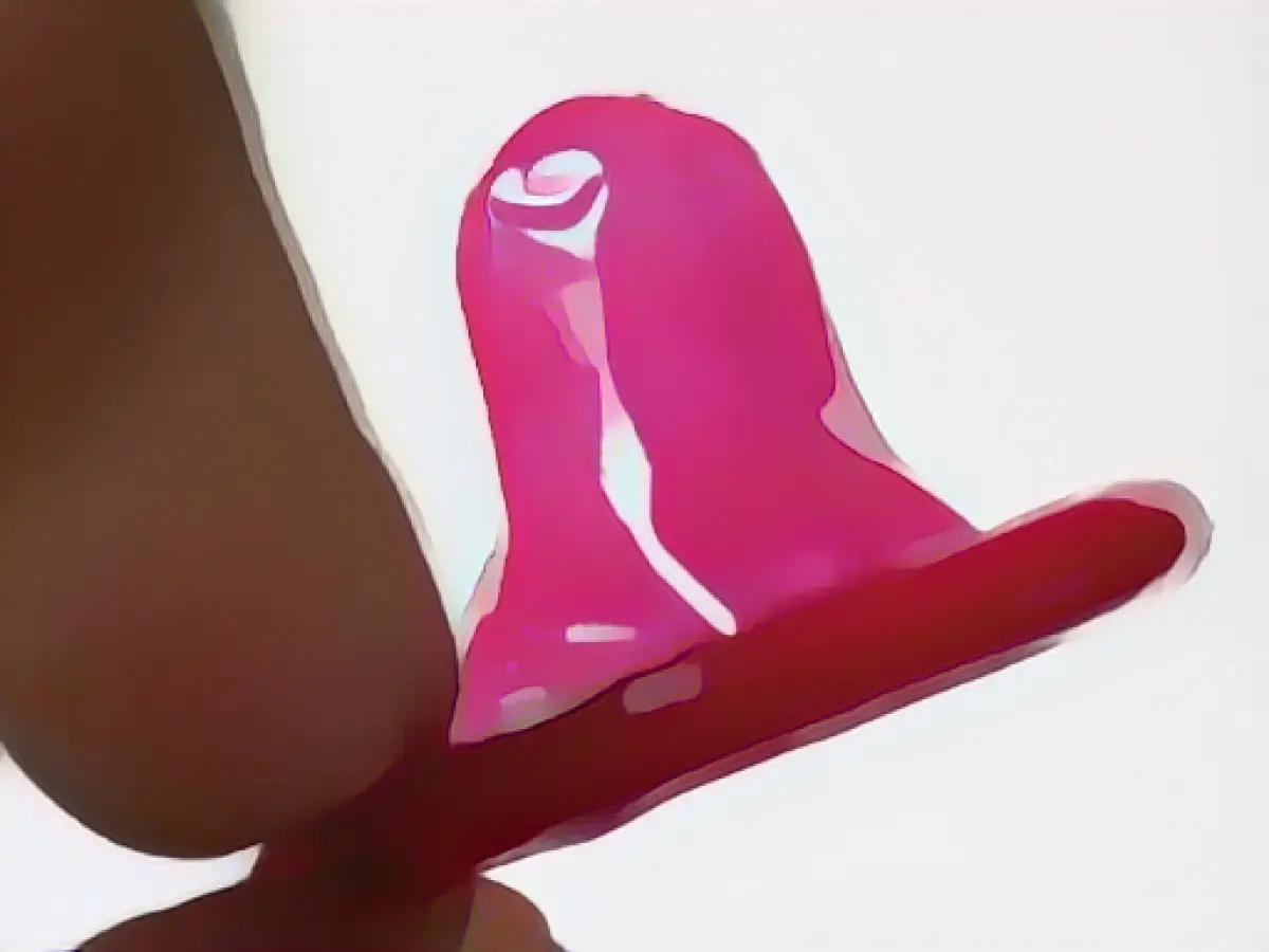 Syphilis figures on the rise: When the bottom suddenly itches