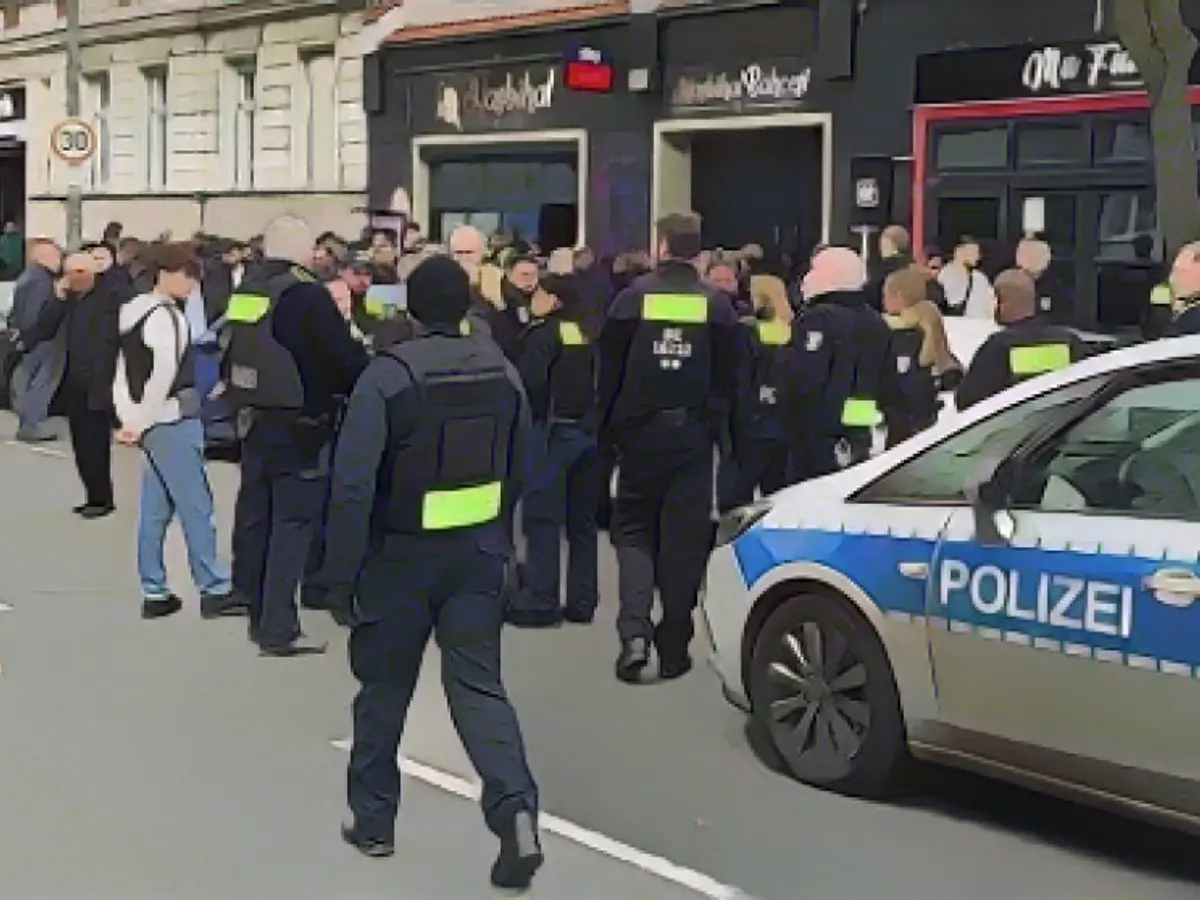 After slap in the face: 200 Kurds cause large-scale police operation