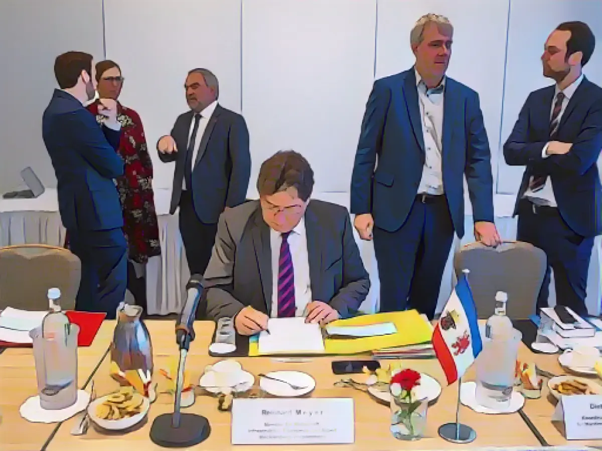 Coastal states call for more federal funding for ports