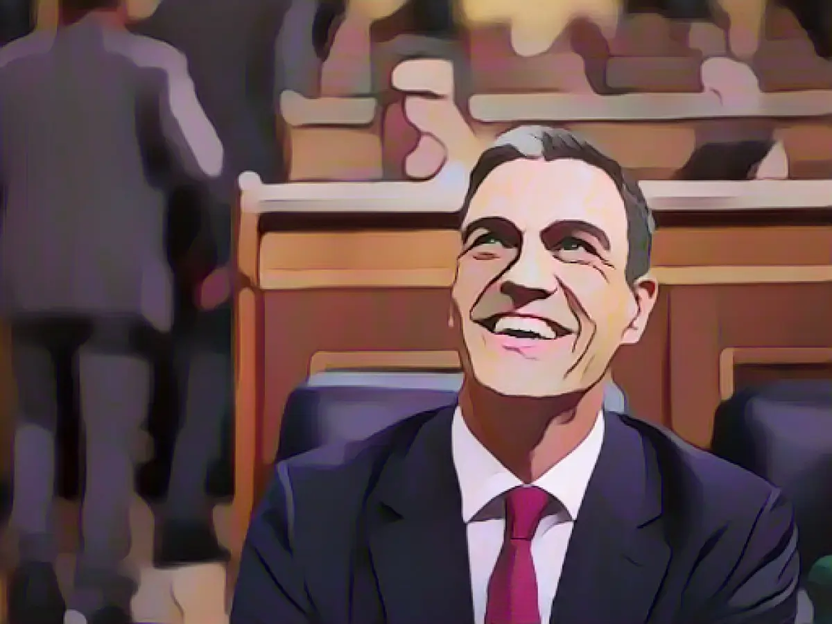 Socialist Pedro Sánchez remains head of government in Spain