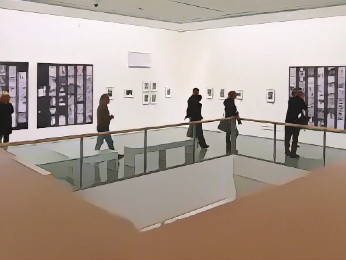 Kunsthalle Erfurt shows photographs by star photographer Burri