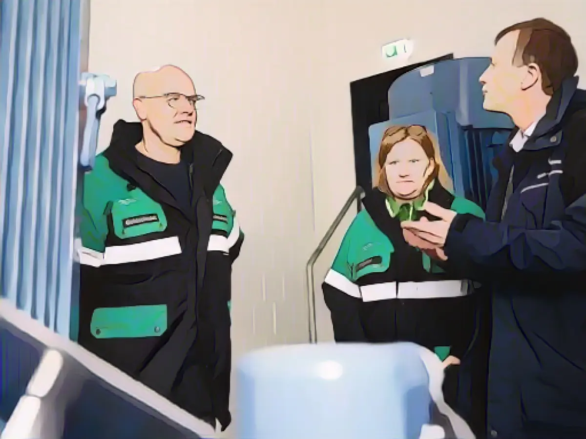 Dyke shows completed: The challenge of climate change