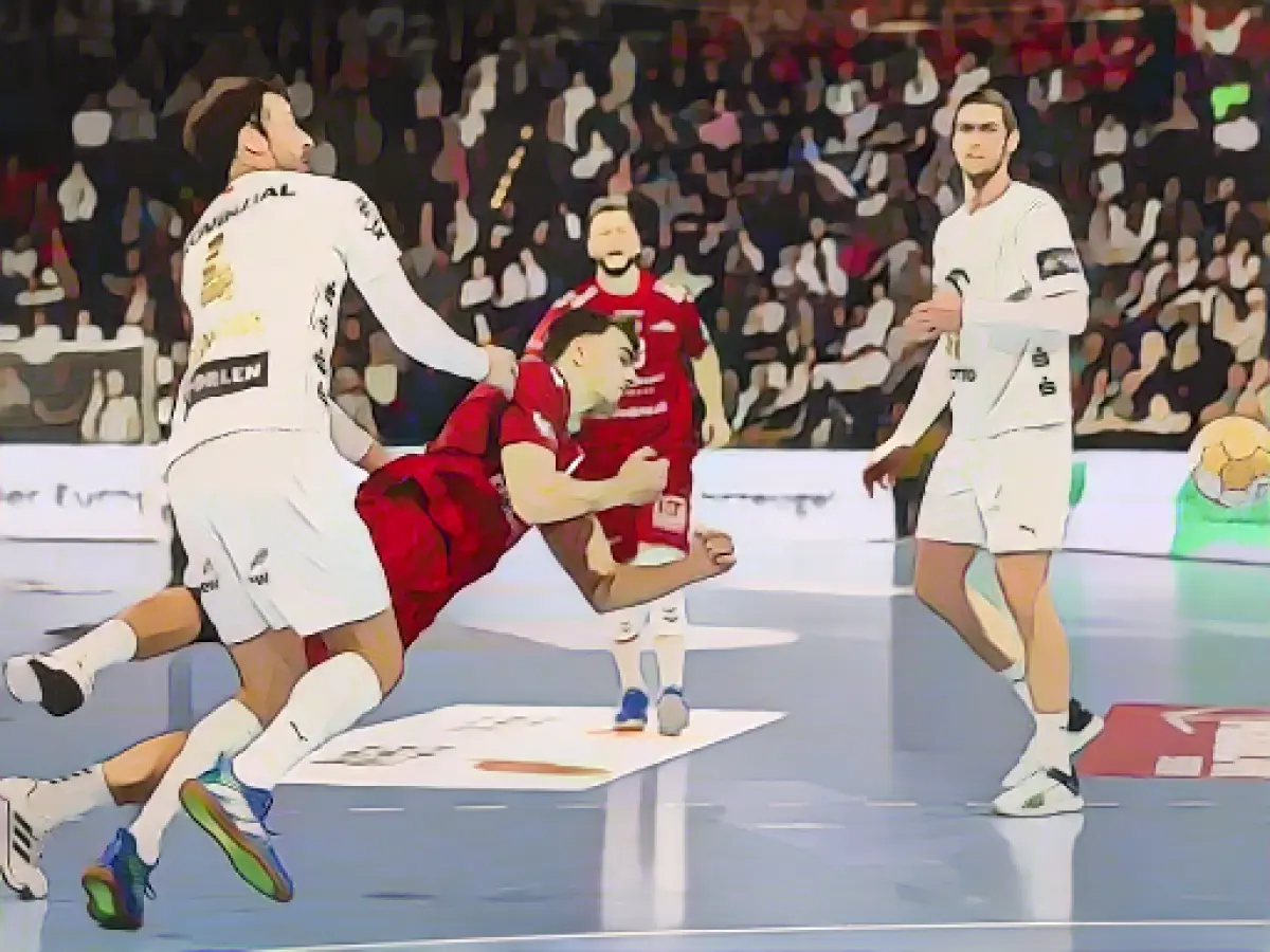 Kiel handball team loses 18:27 against Aalborg HB