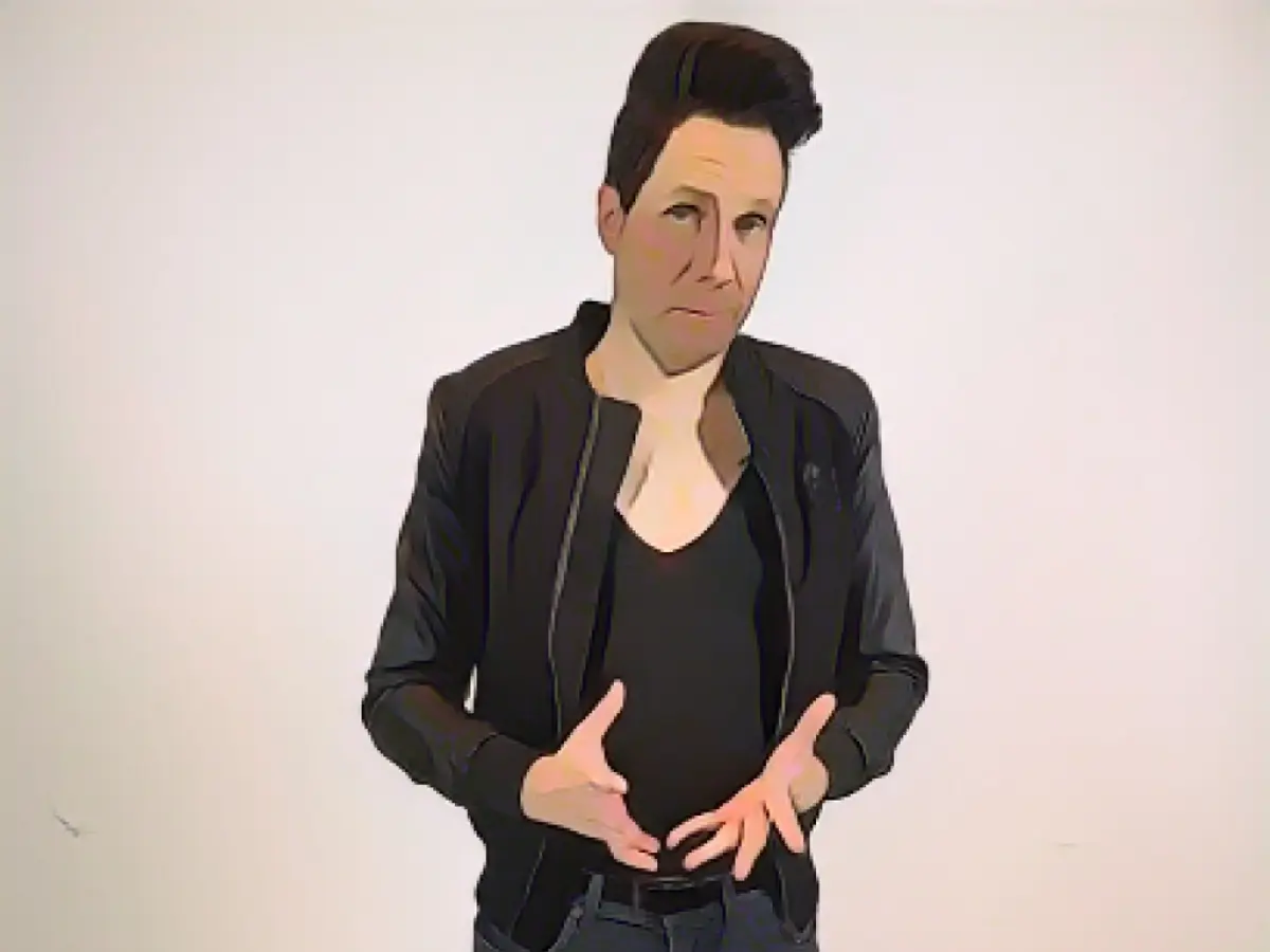 "I want to touch - down below!"