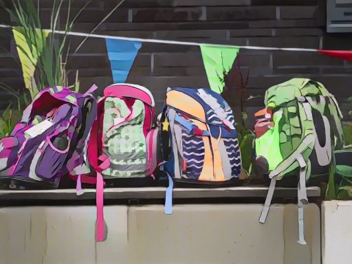 Education minister in favor of lower report card grades at elementary school