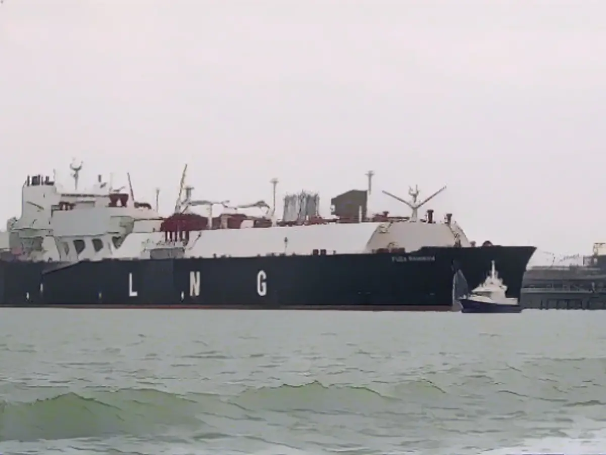 Europe must no longer fill Putin's war chest