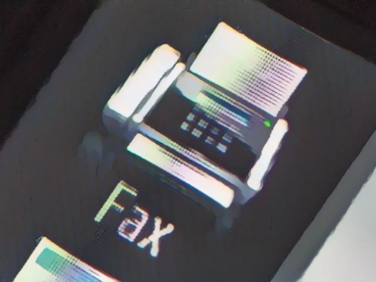 Housekeepers send Bundestag fax machines into retirement