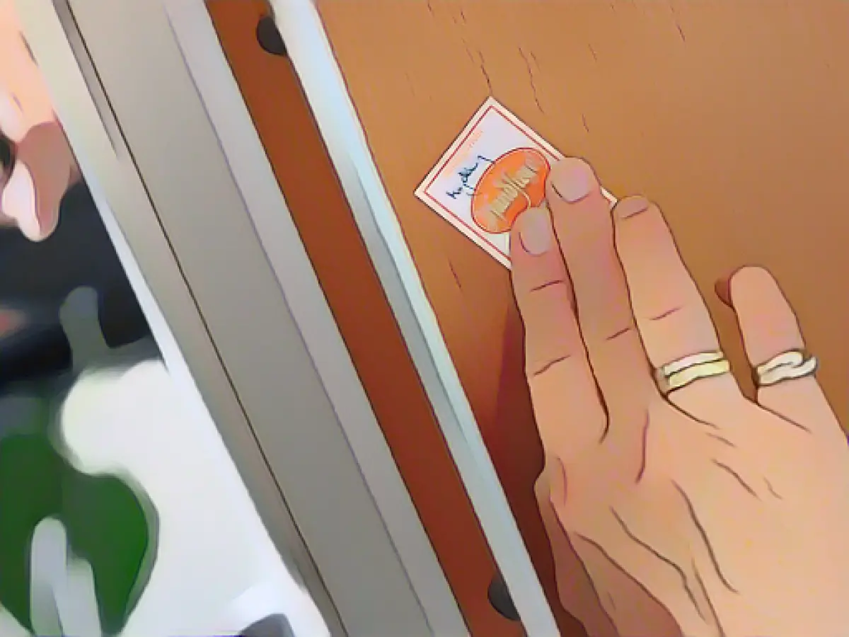 Fewer bailiffs after sharp drop in orders