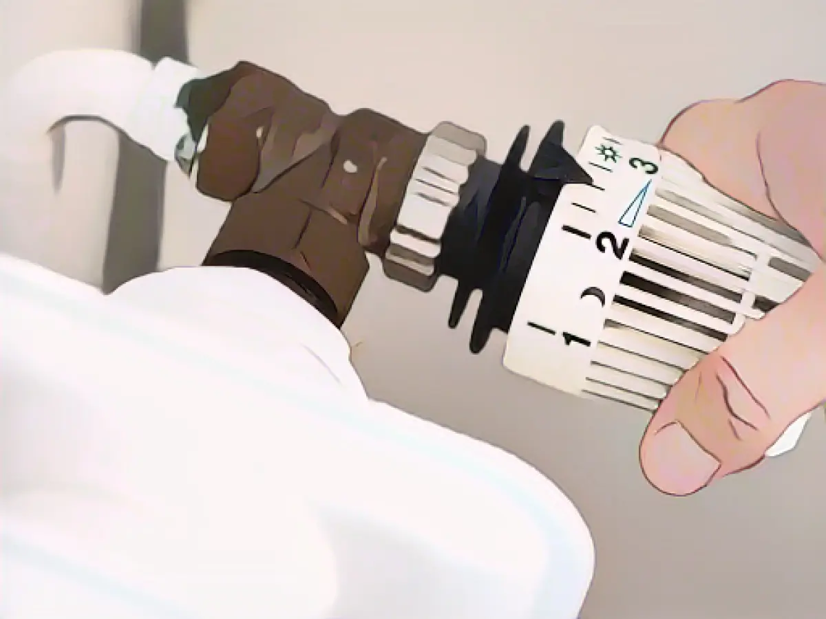 Association continues to advise tenants to save energy