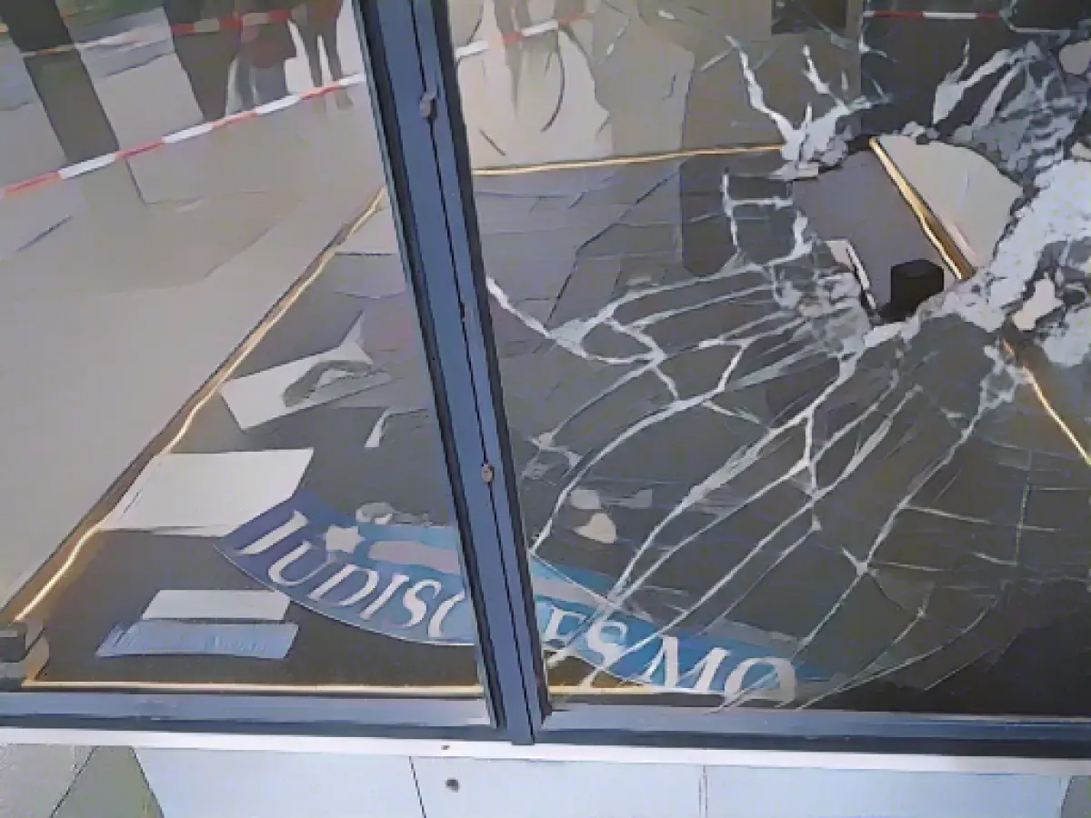 Display case for exhibition on Jewish Moabit damaged