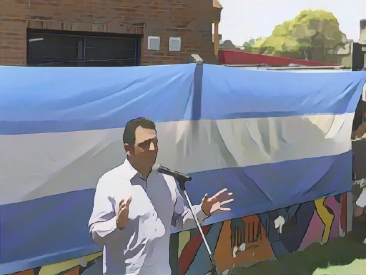 Government candidate Massa concedes election defeat