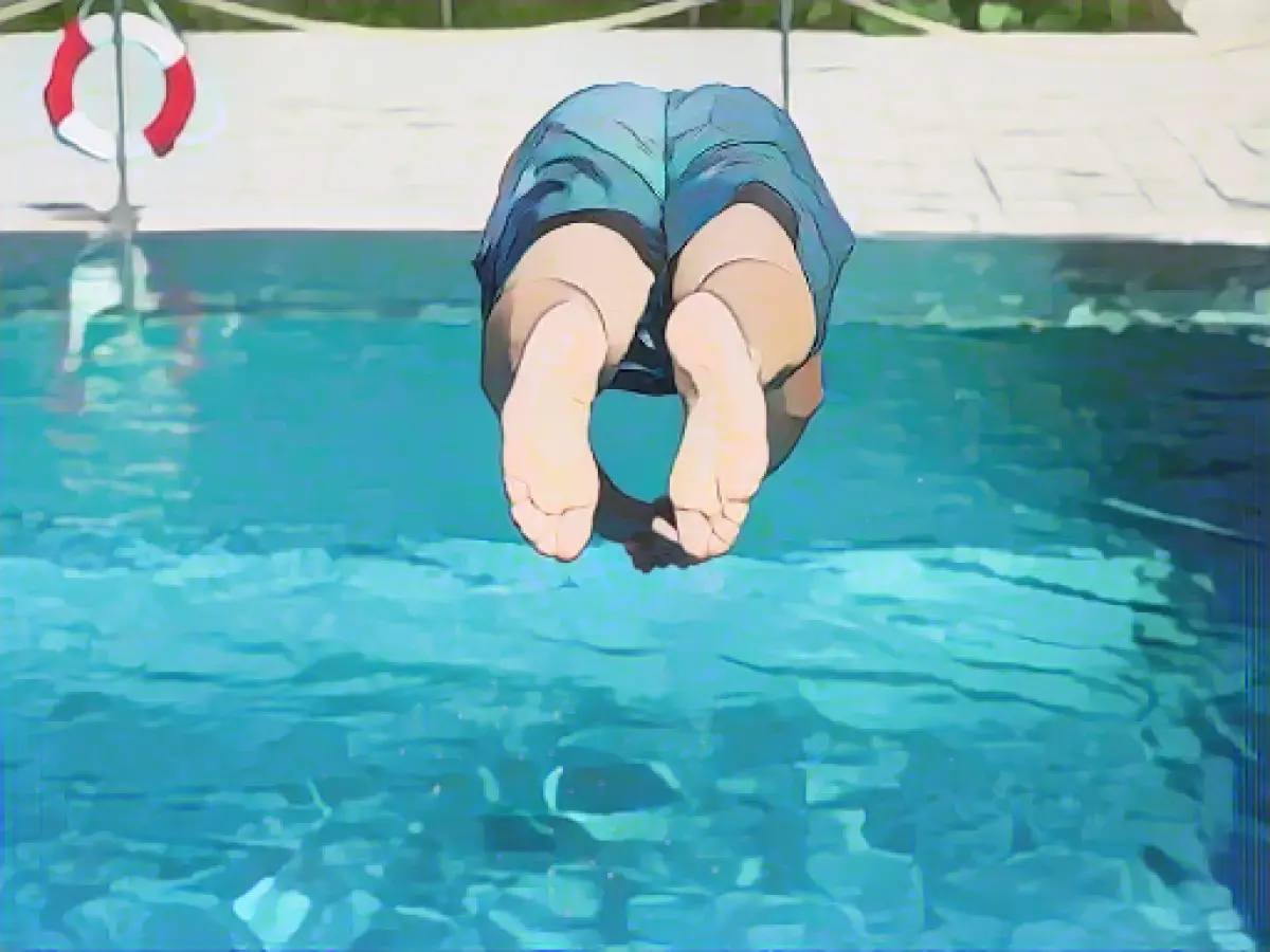 DLRG is looking for lifeguards for the 2024 swimming season