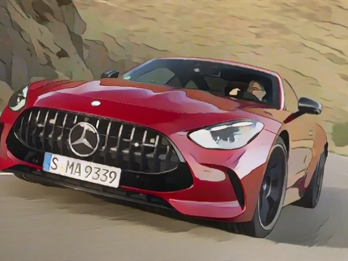 Mercedes-AMG GT Coupé - the steam hammer