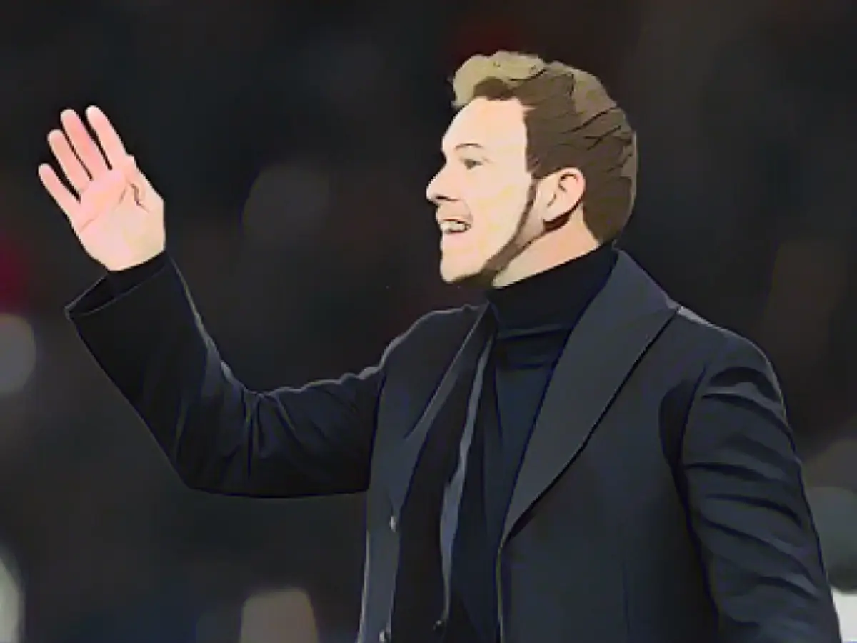 HELP! I don't understand the national coach!