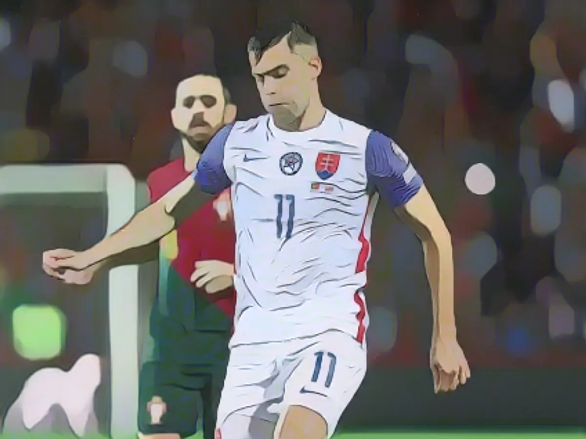 HSV worries about Laszlo Benes